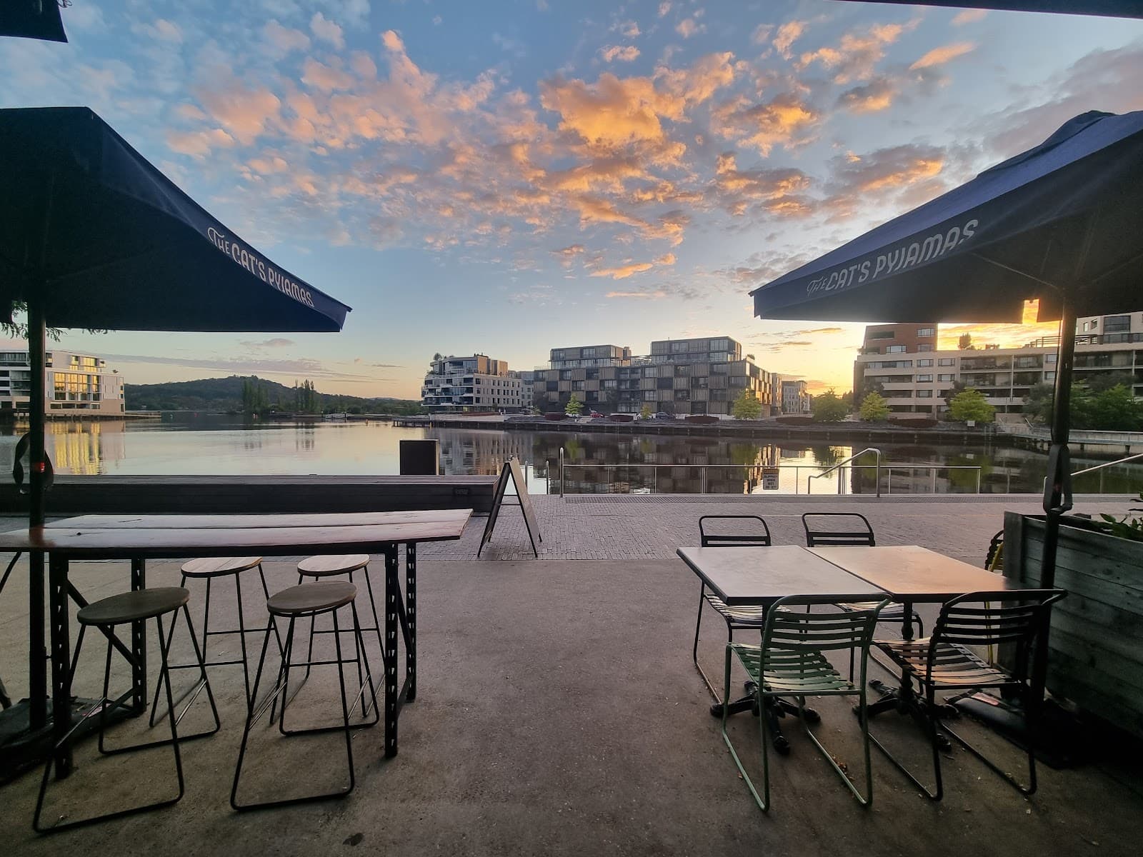 7th and bake patisserie cafe — Manuka, Canberra