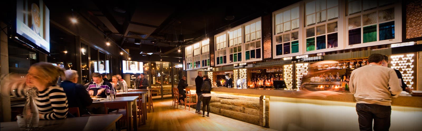 Walt & Burley — Manuka, Canberra