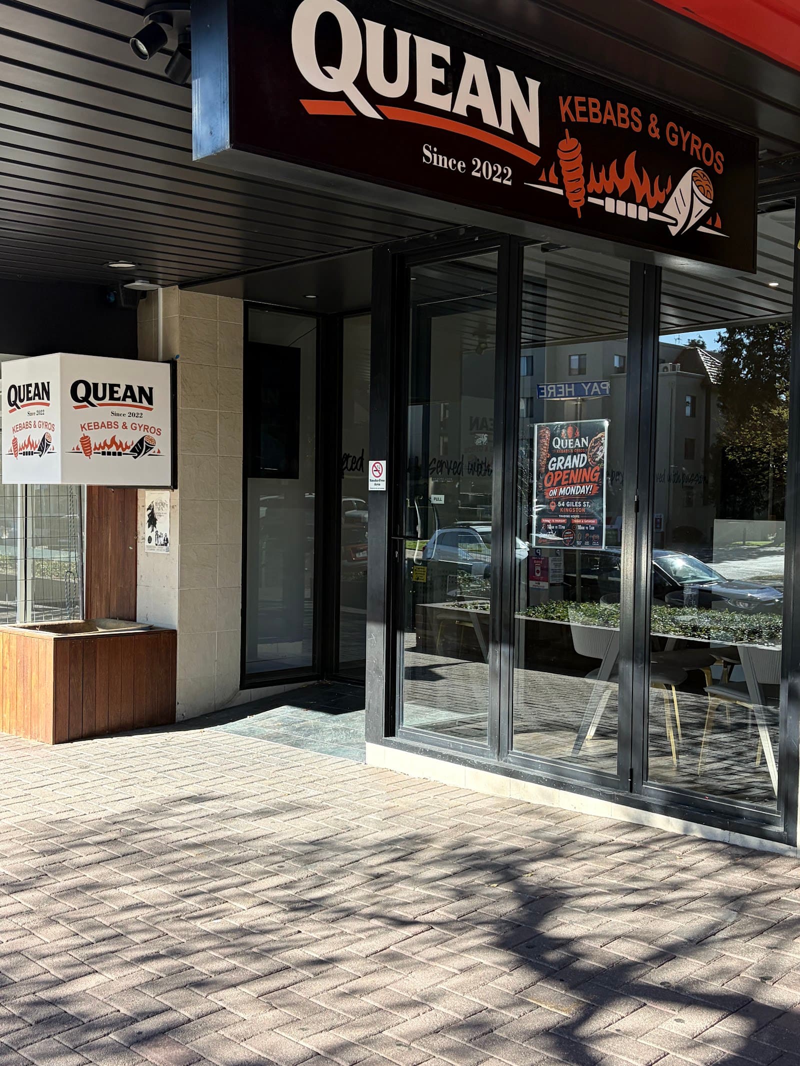 Quean Kebabs & Gyros Kingston — Kingston, Canberra