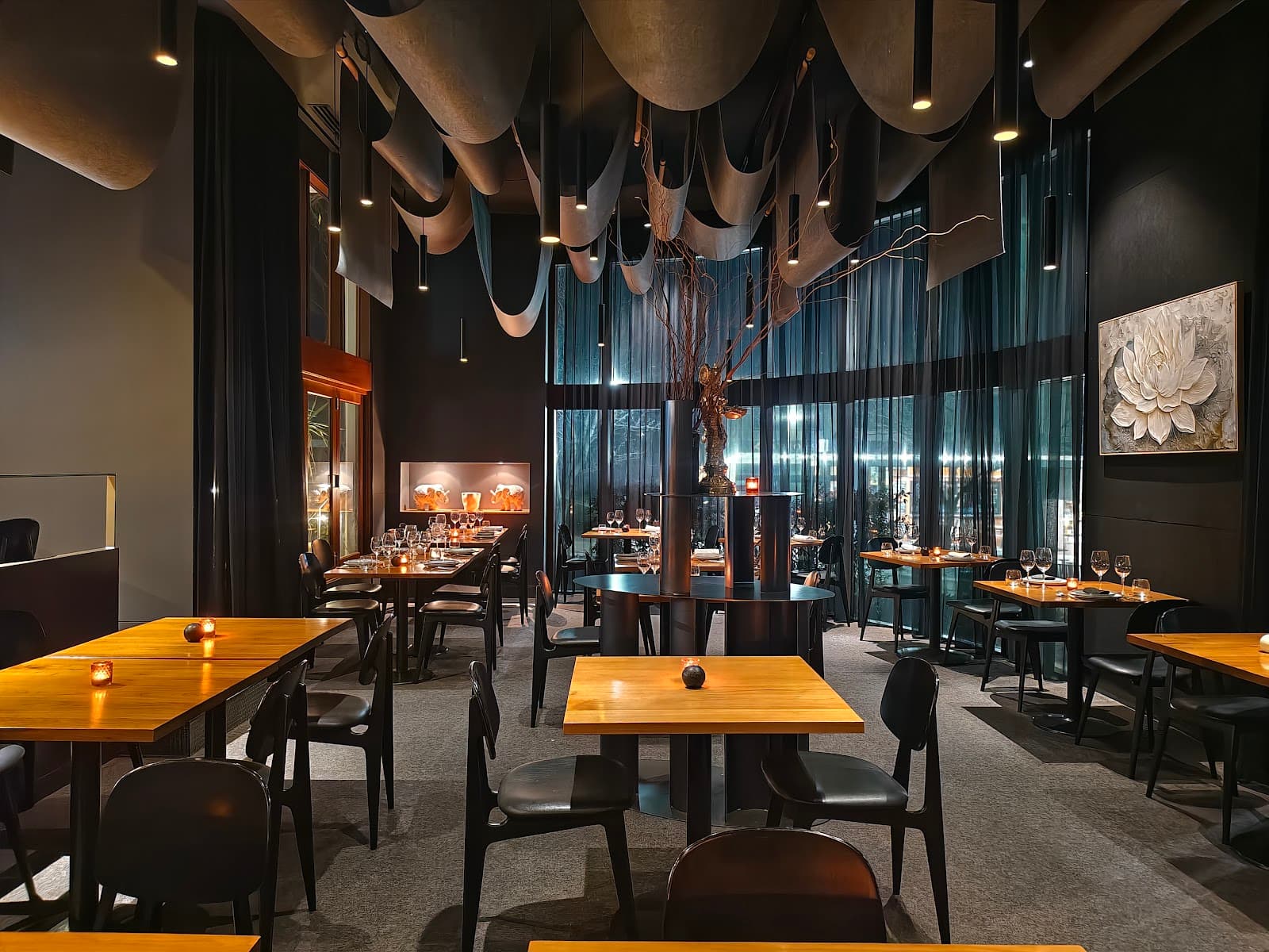 The Lotus Indian — Manuka, Canberra