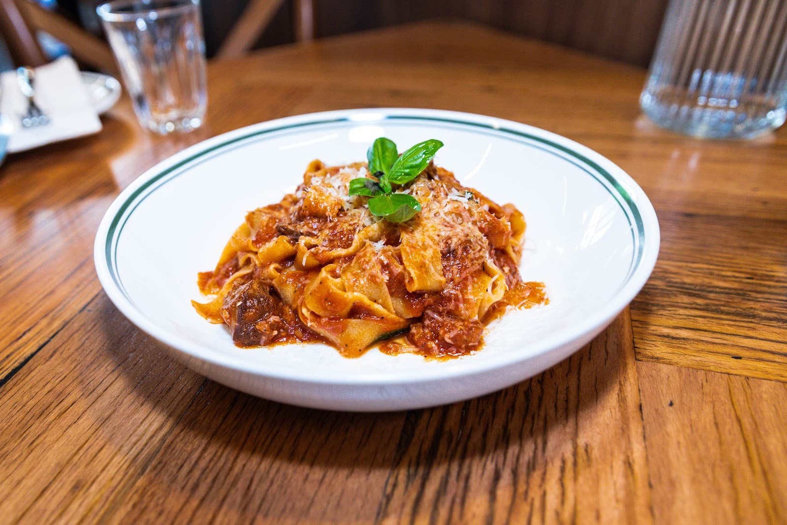 GIANNI'S ITALIAN — Belconnen, Canberra