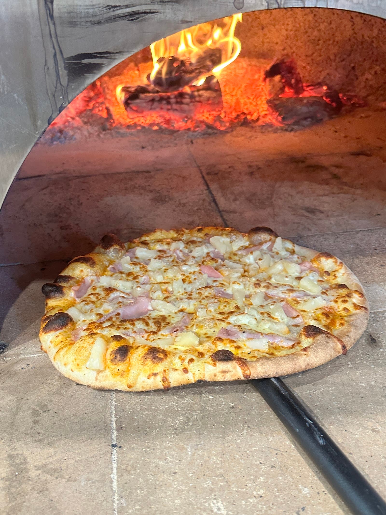 Vanilla Pod Pizza & Pasta Bar Belconnen — Belconnen, Canberra