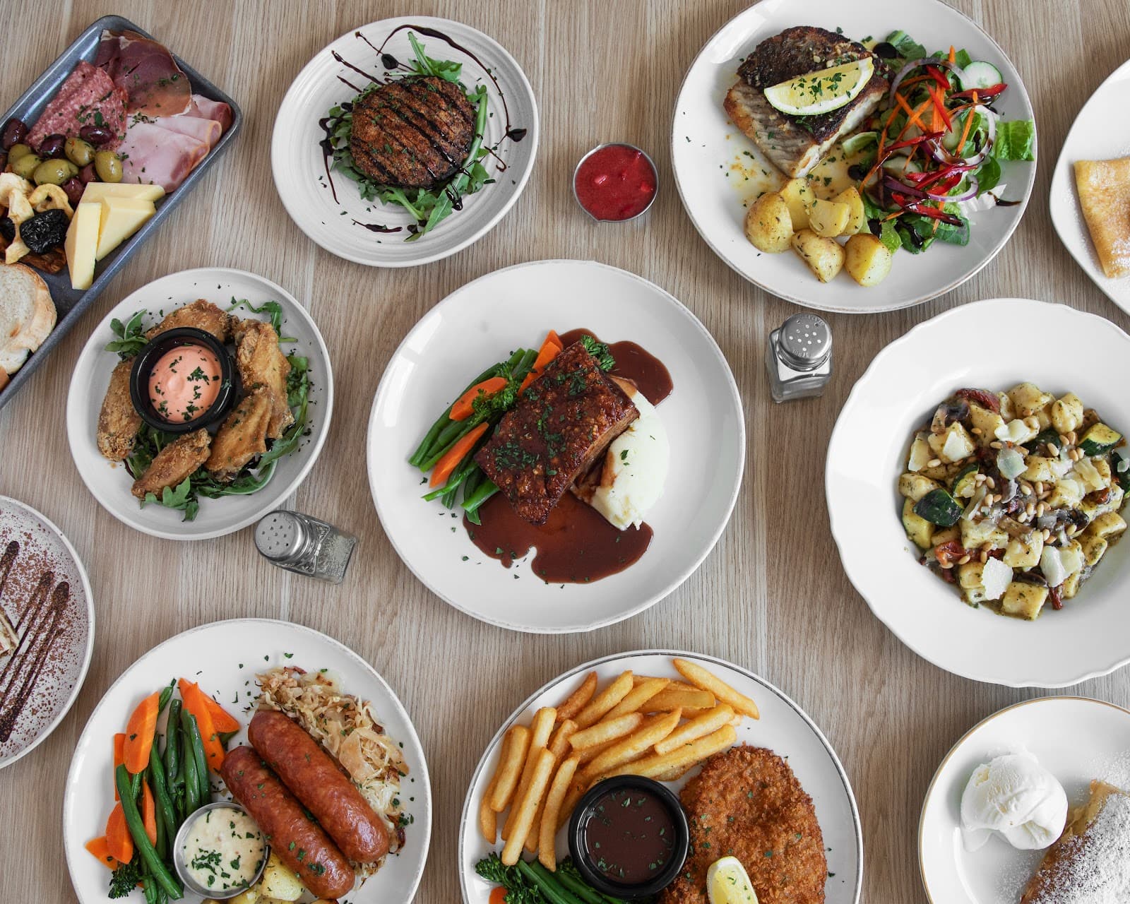 Dober Tek — Woden, Canberra