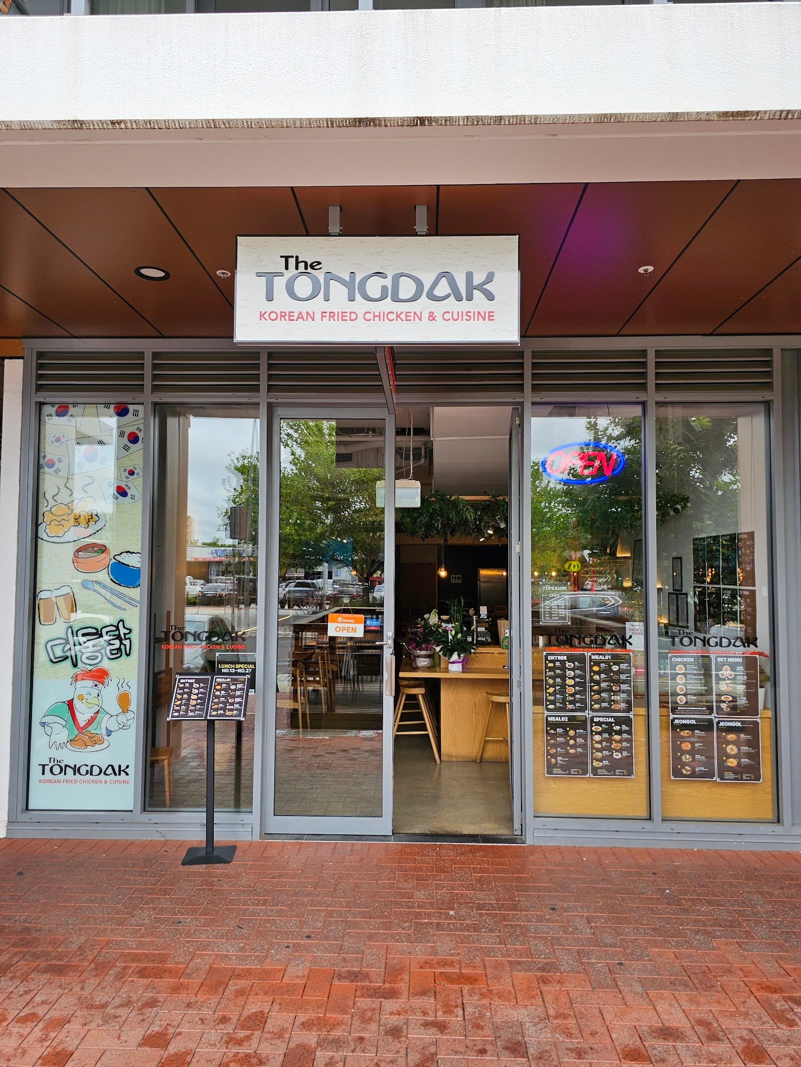 The Tongdak Dickson — Dickson, Canberra