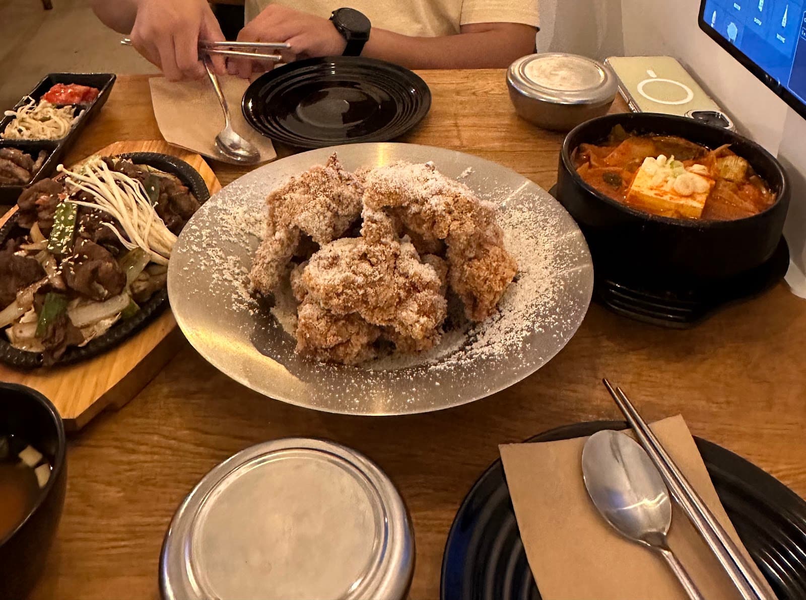 The Tongdak Dickson — Dickson, Canberra
