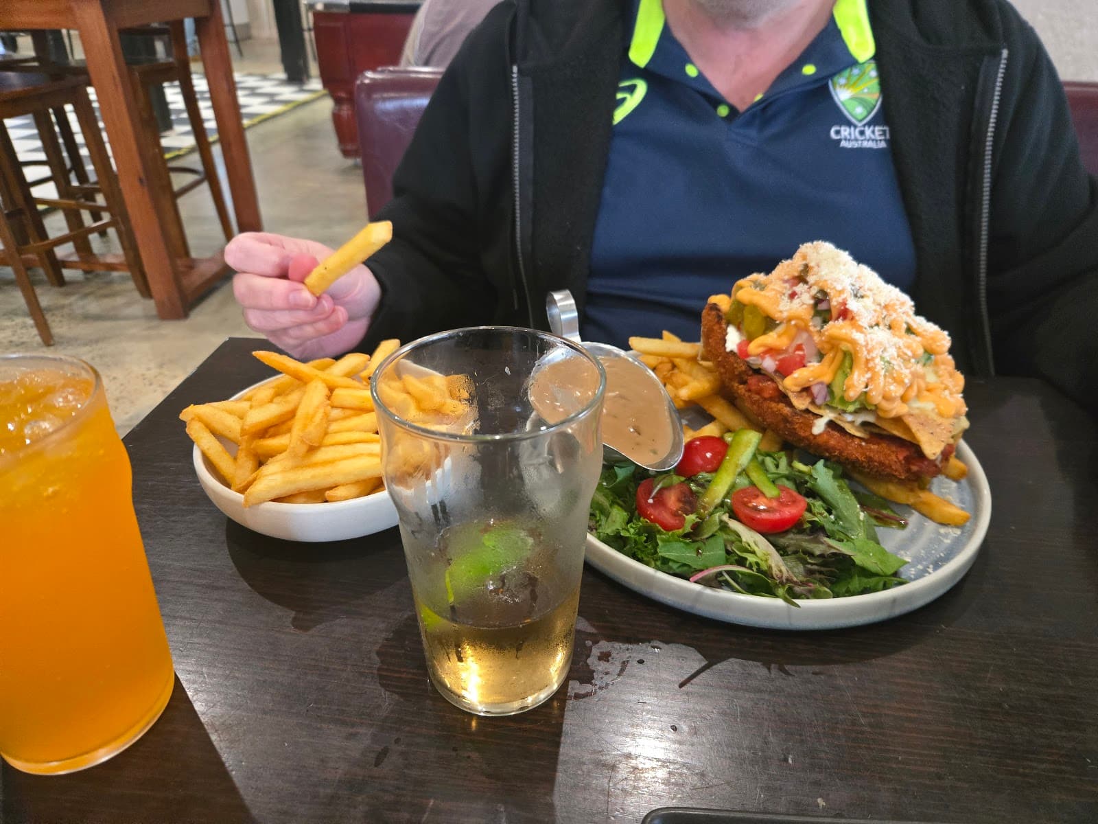 Tavern — Tuggeranong, Canberra