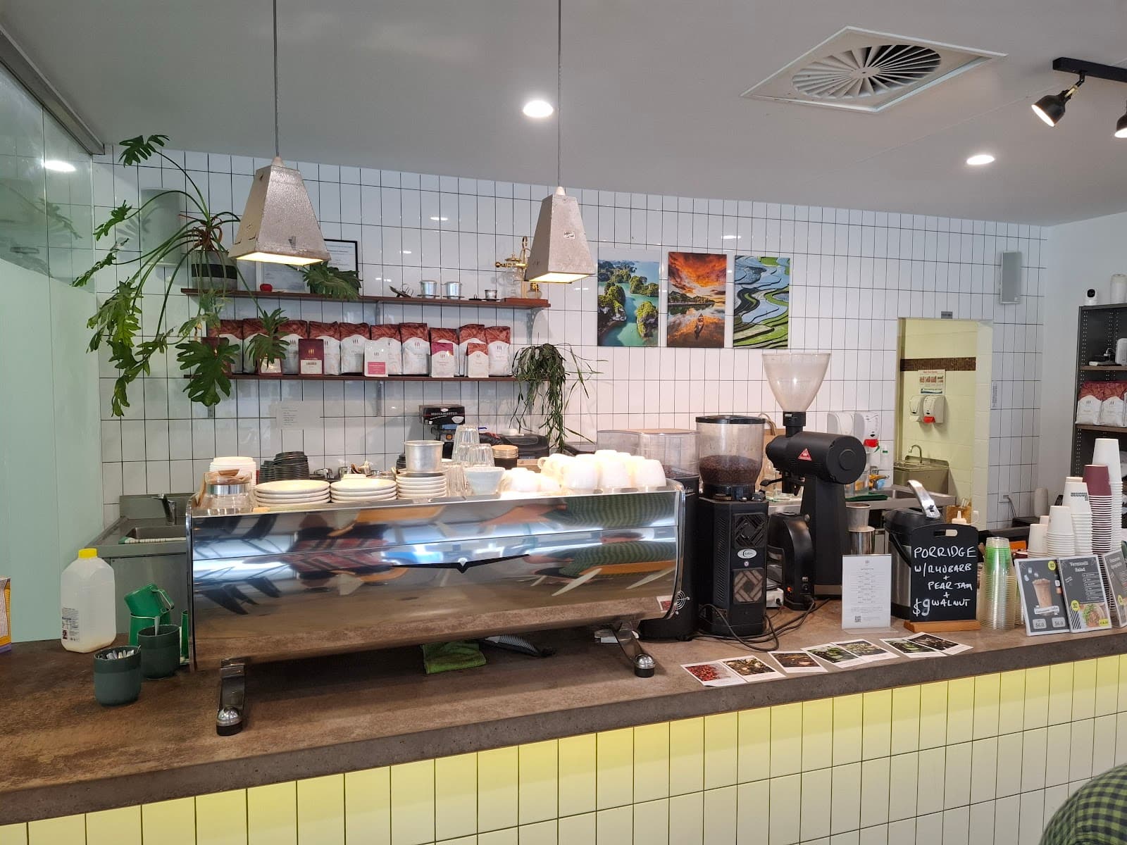 Ch-Ch-Ch-Ch-Changes (Changes Woden) — Woden, Canberra