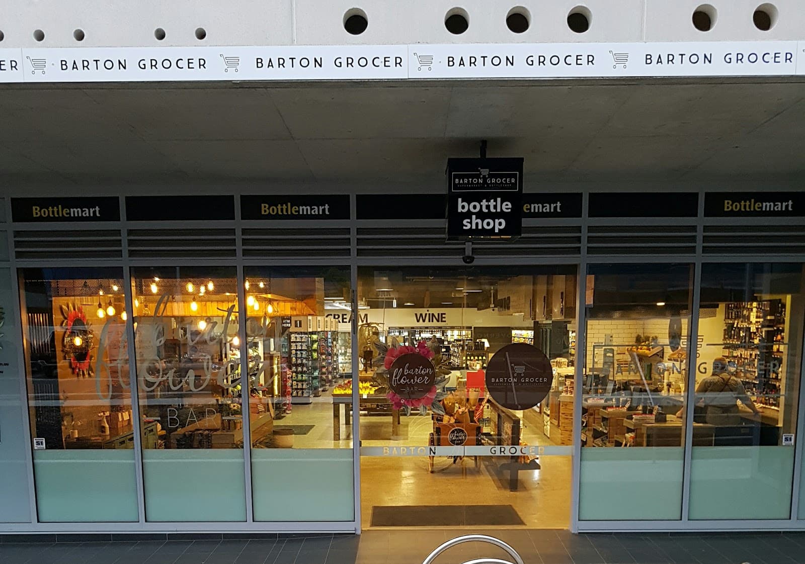 Barton Grocer — Barton, Canberra