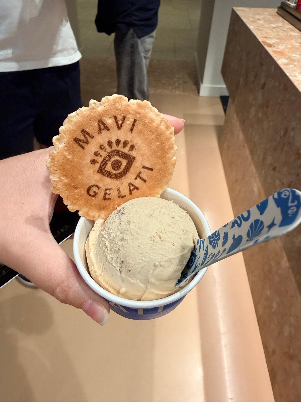 Mavi Gelati Hellenic Club — Woden, Canberra