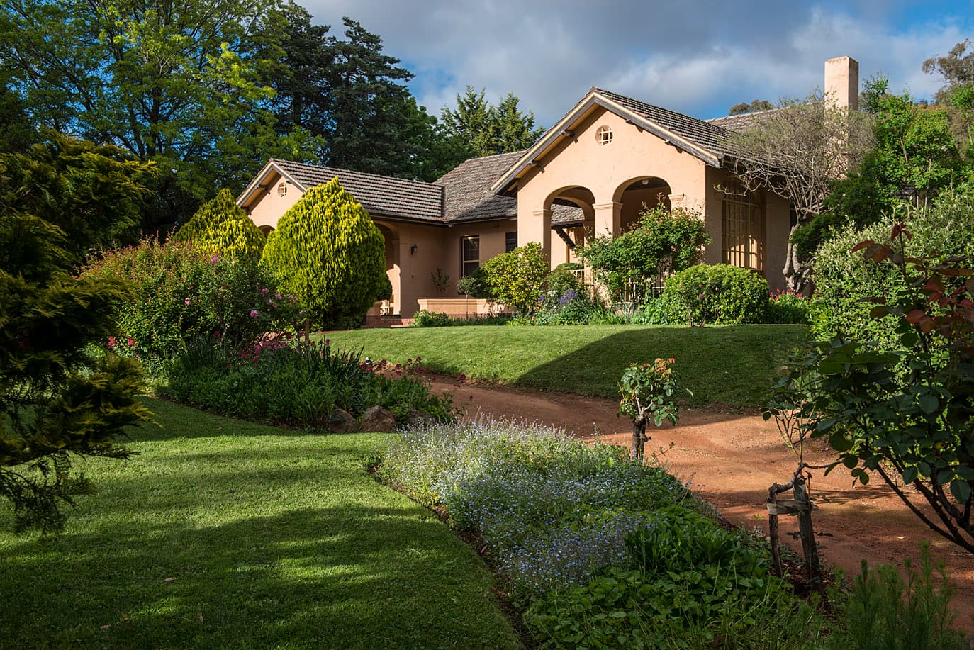 Calthorpes House — Manuka, Canberra