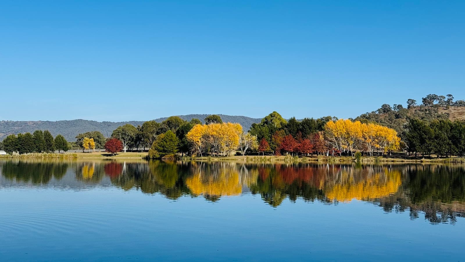 Lake Tuggeranong District Park — Tuggeranong, Canberra