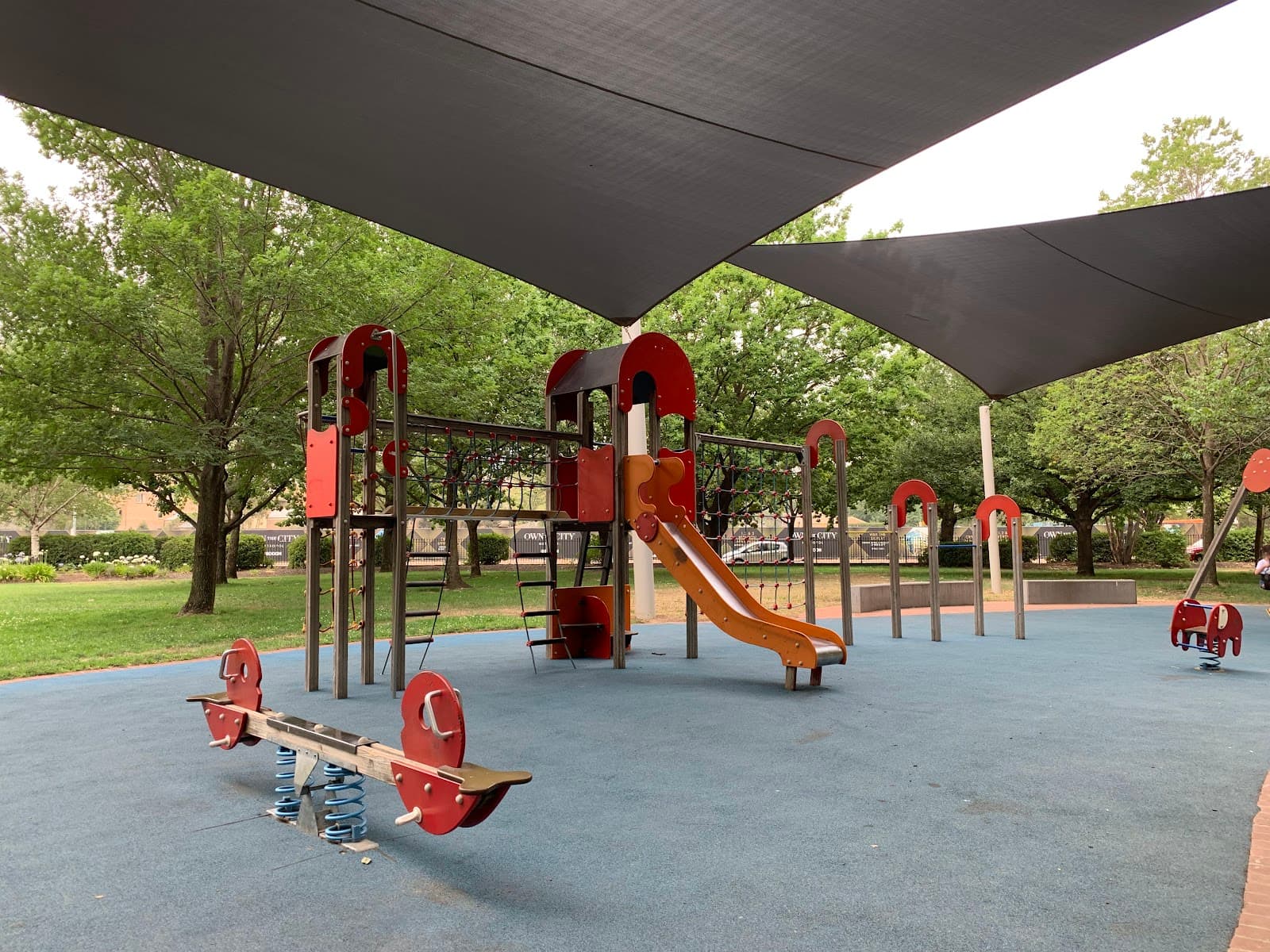 Glebe Park Playground — Fyshwick, Canberra