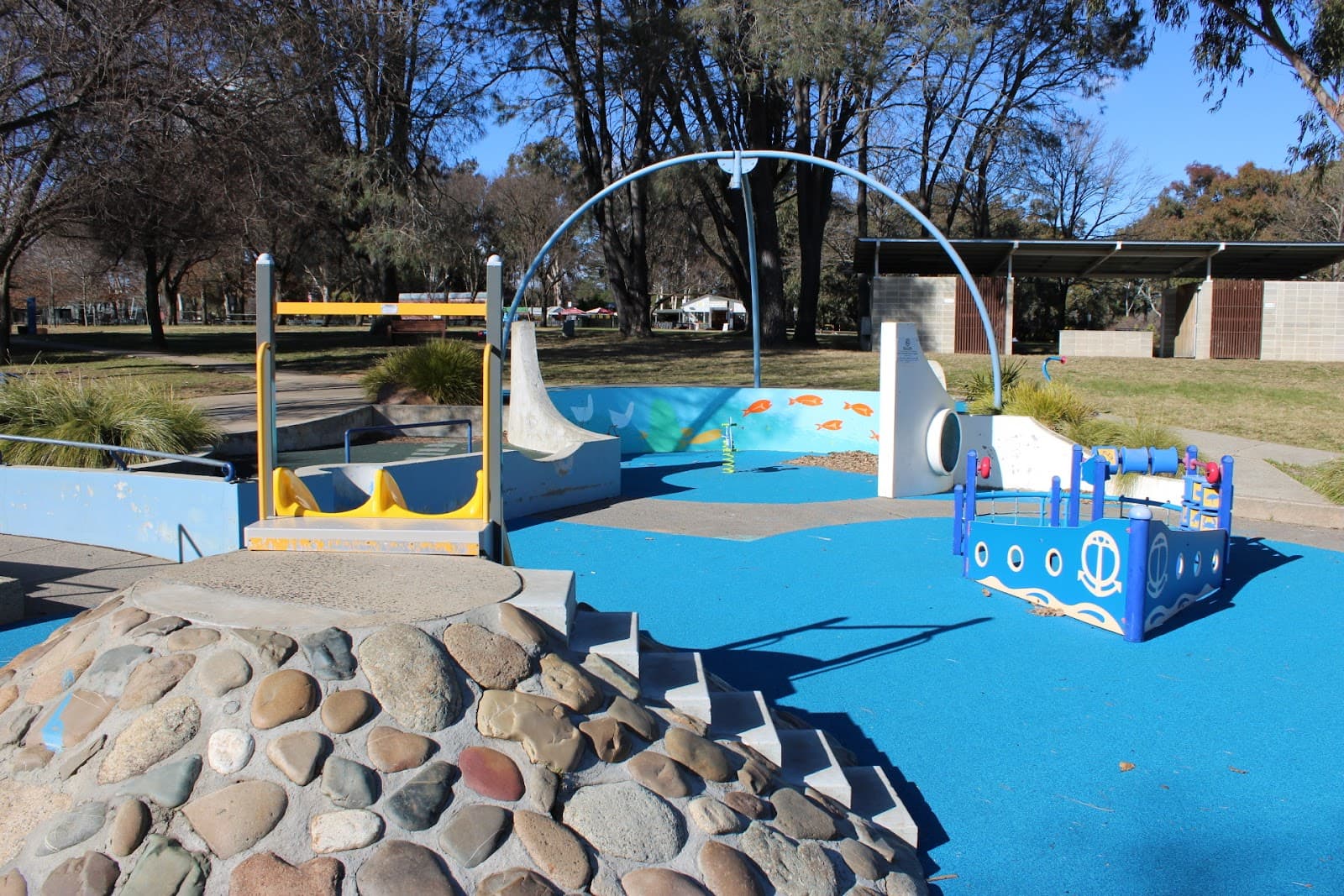 Weston Park — Woden, Canberra
