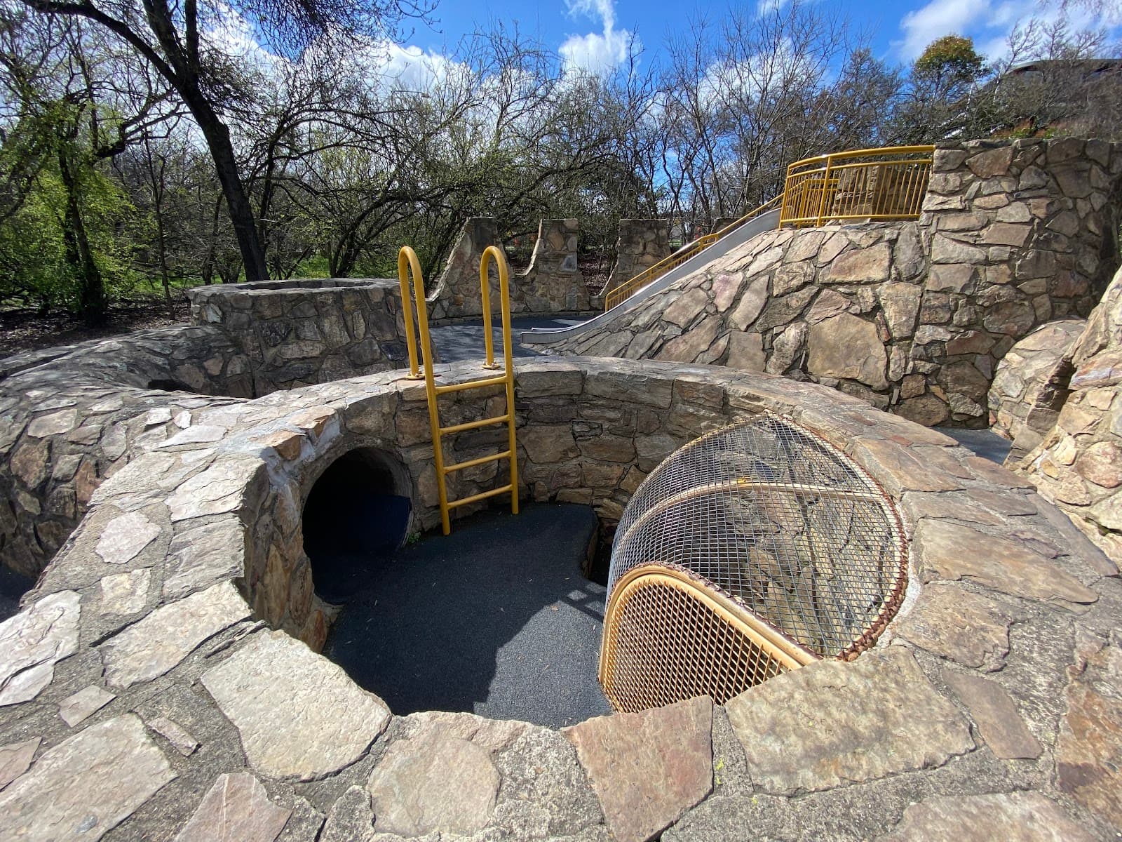 Castle playground — Fyshwick, Canberra