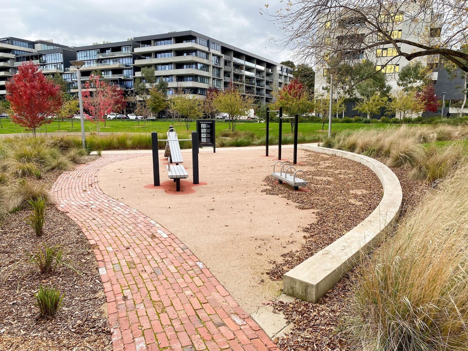 Hassett Park & Playground — Fyshwick, Canberra