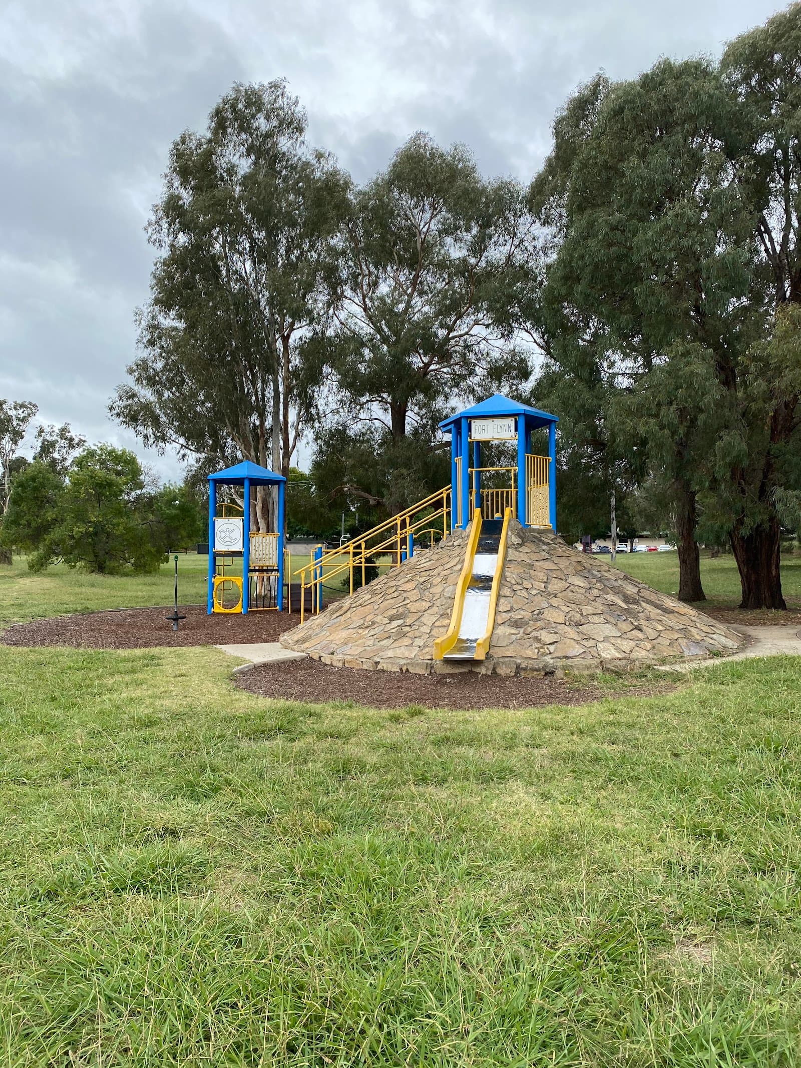 George Simpson Playground — Belconnen, Canberra