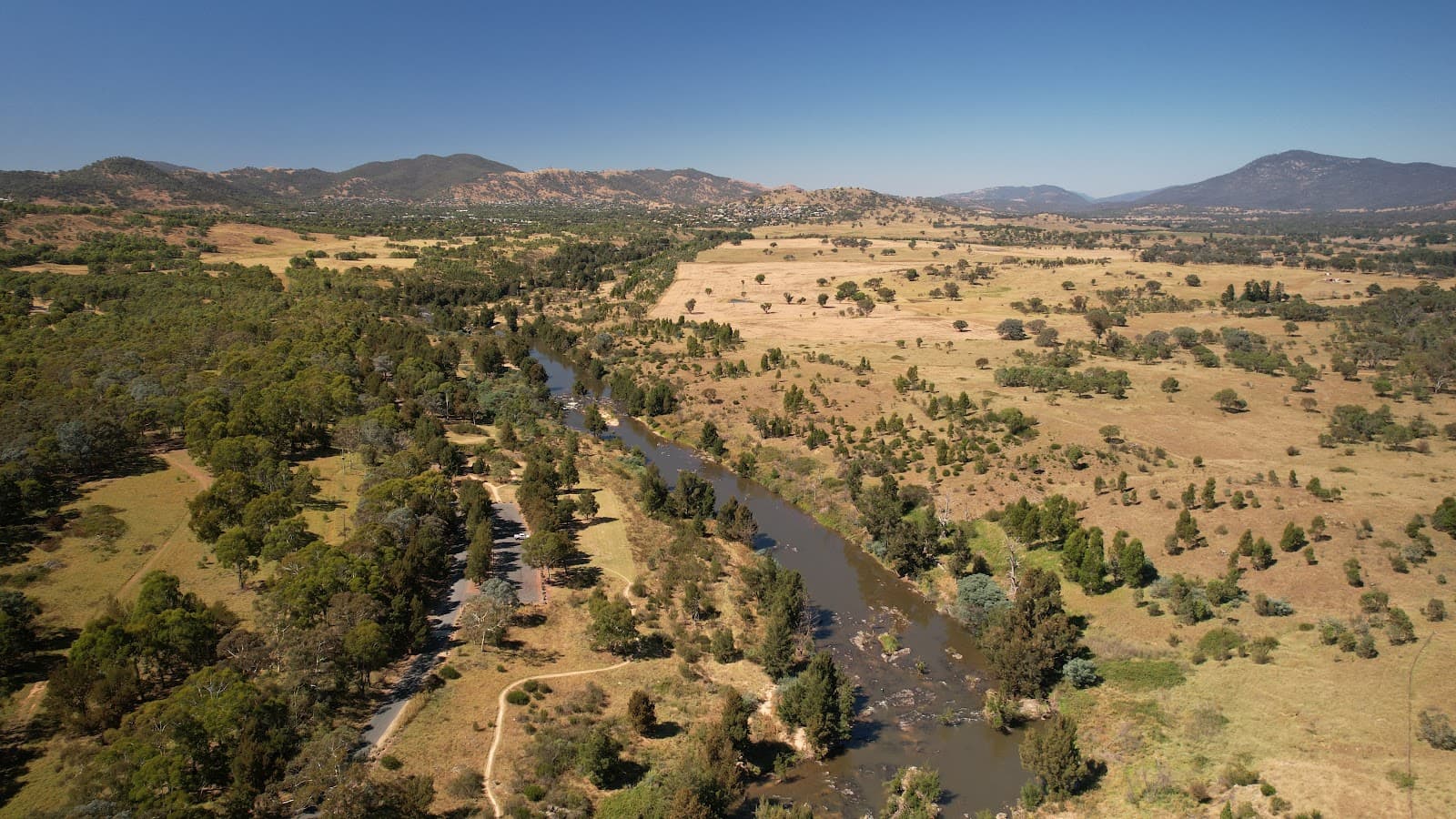 Pine Island Reserve — Tuggeranong, Canberra
