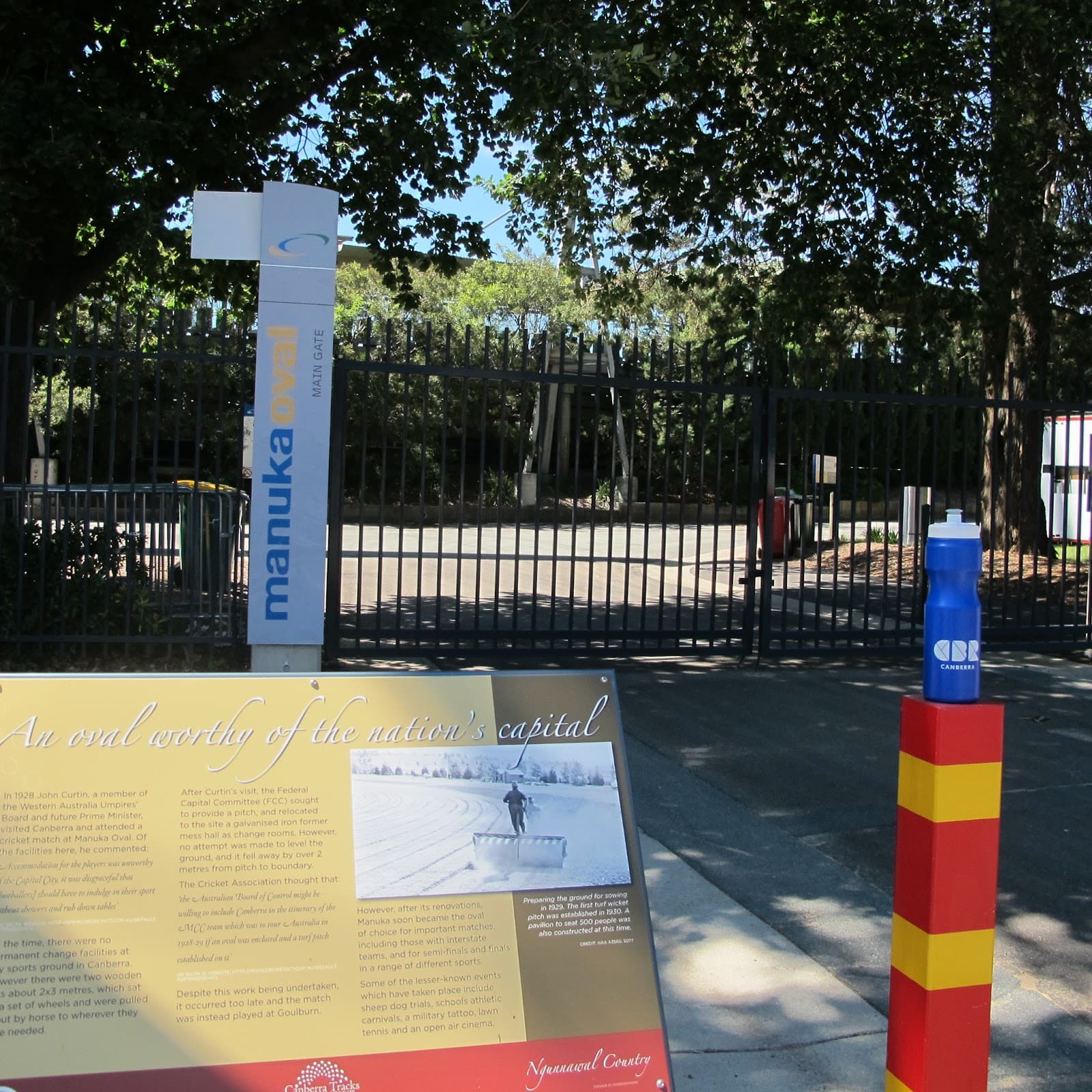 Canberra Tracks - Manuka Oval — Manuka, Canberra