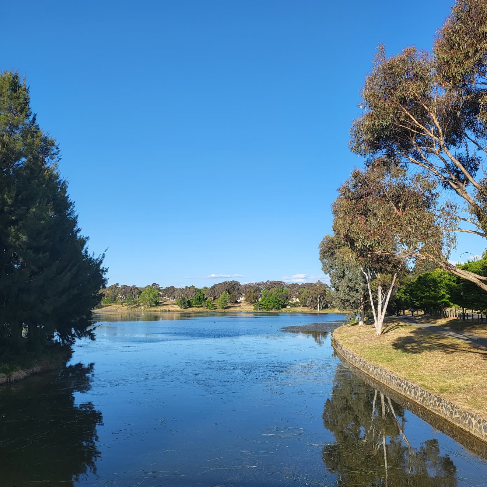 Eastern Island Walkway — Gungahlin, Canberra