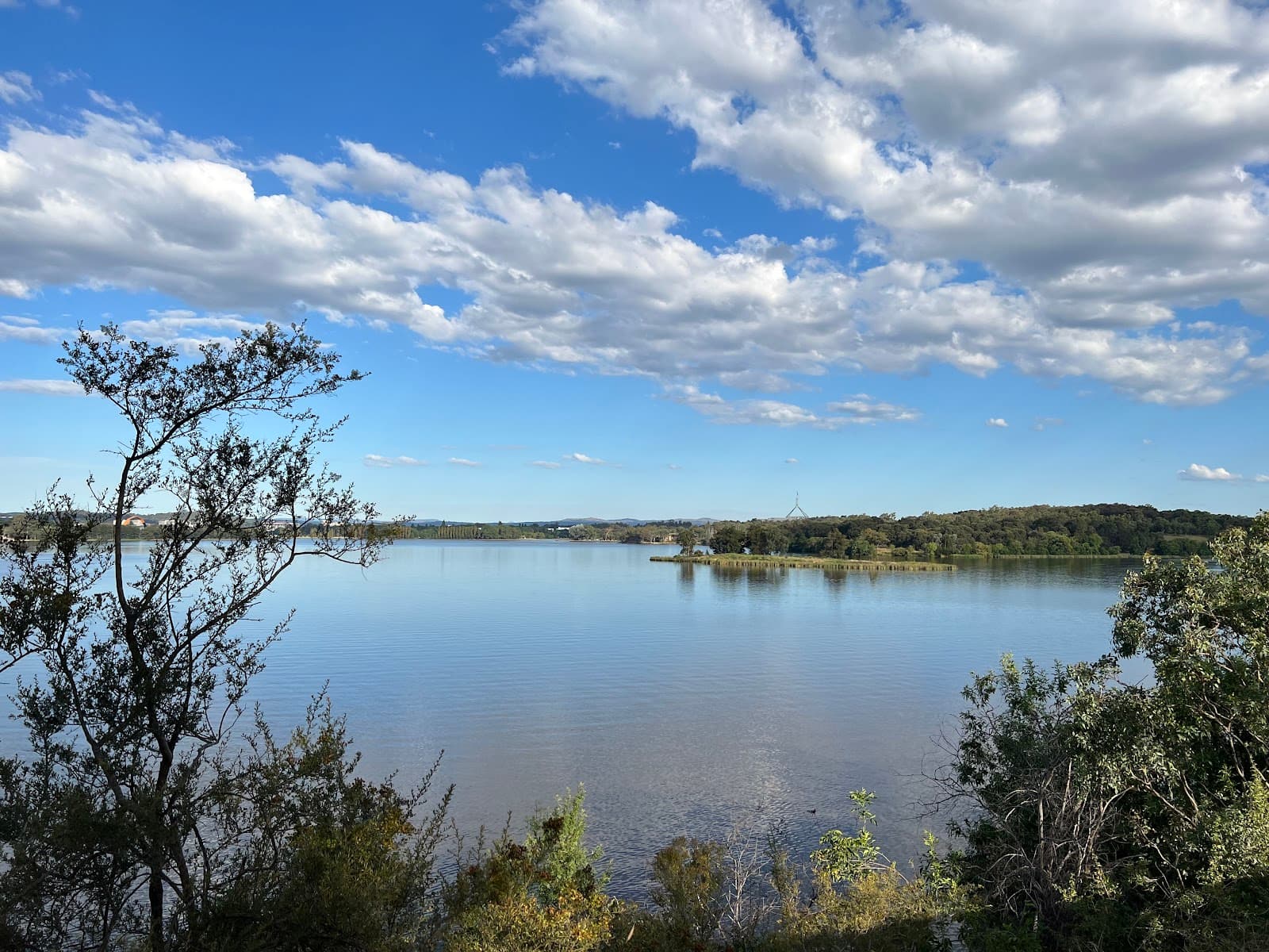 Black Mountain peninsula lookout — Gungahlin, Canberra