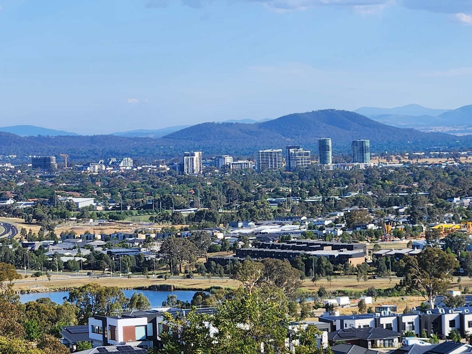 Taylor Lookout Point — Gungahlin, Canberra