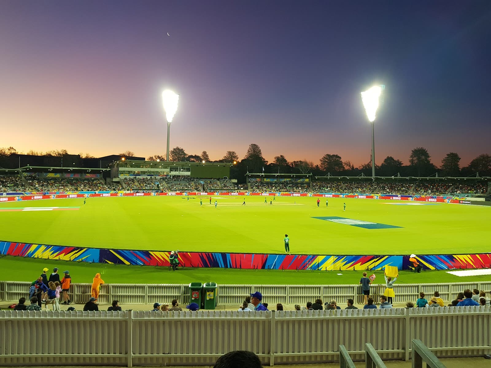 Corroboree Group Oval, Manuka — Manuka, Canberra