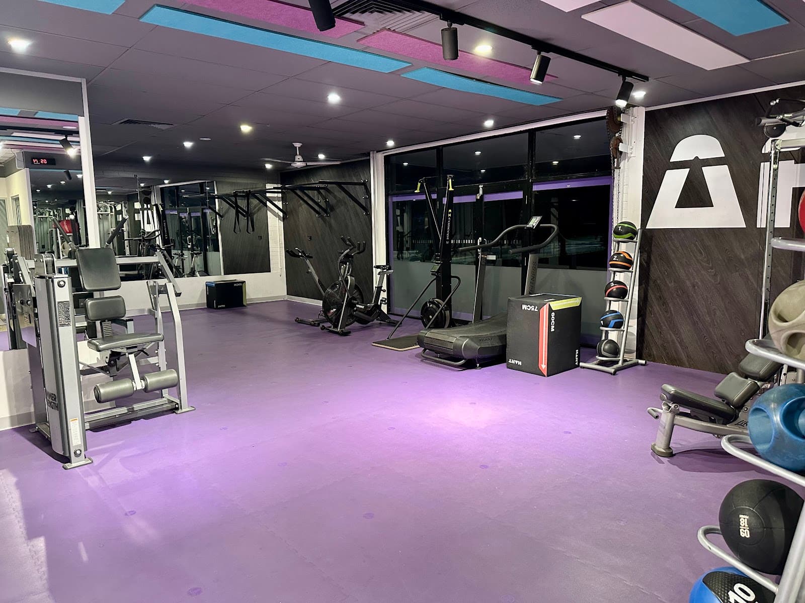 Anytime Fitness Fyshwick 24/7 Gym — Fyshwick, Canberra