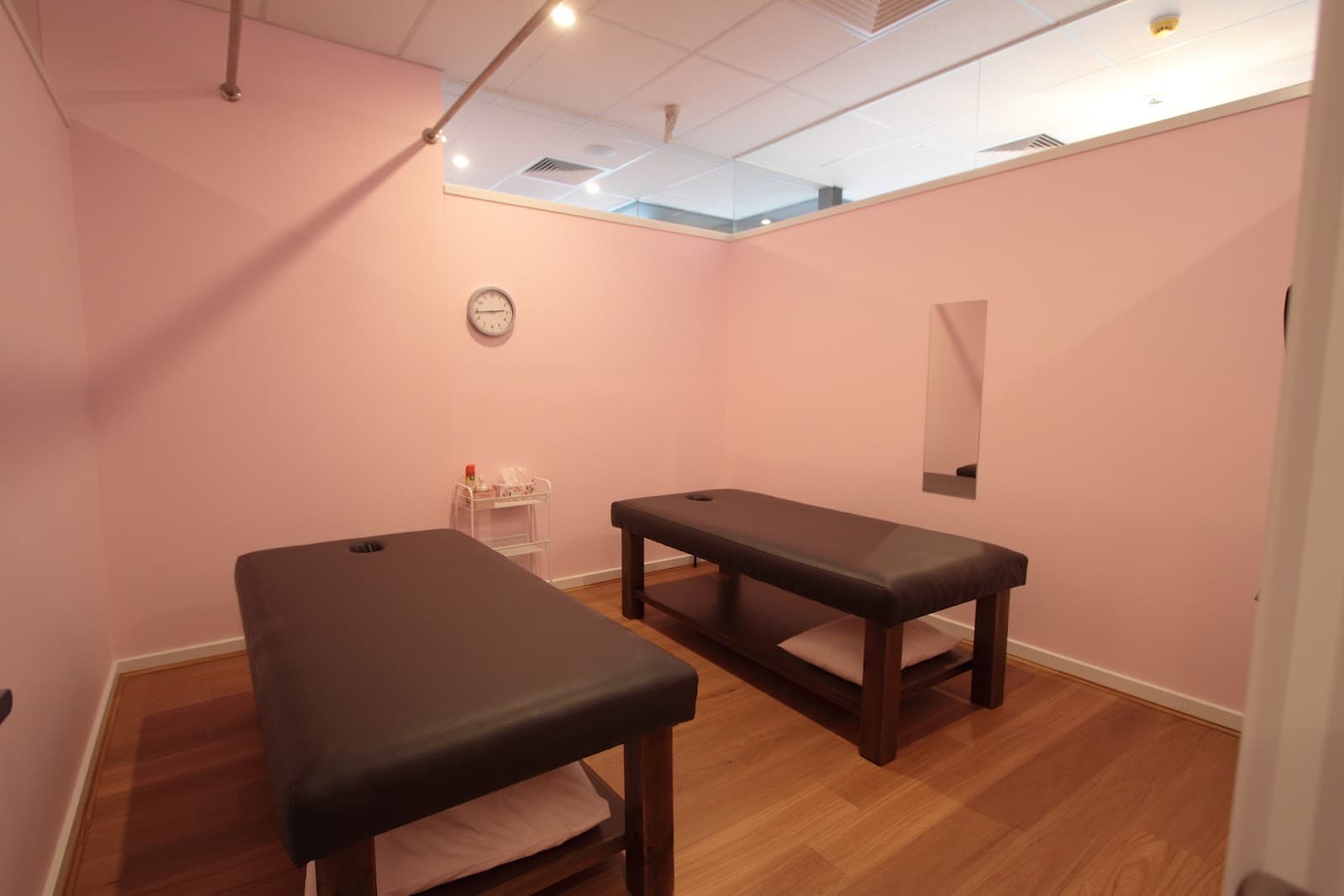 Selinas Spa Massage — Dickson, Canberra
