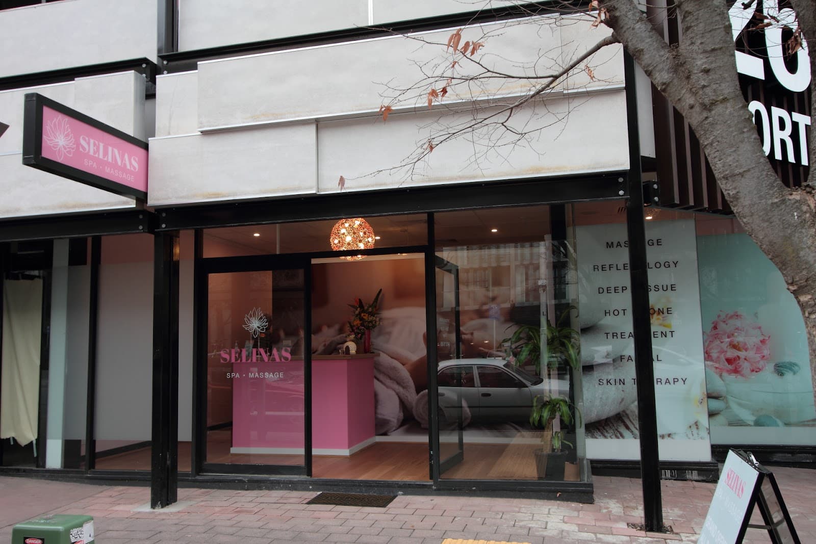 Selinas Spa Massage — Dickson, Canberra