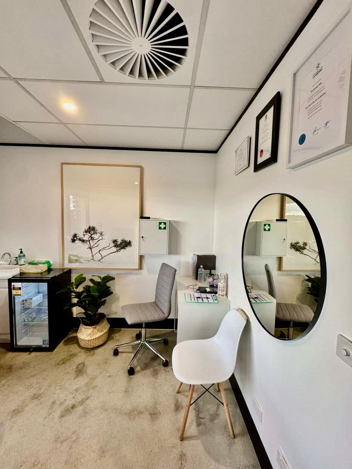 AURA SEOUL — Dickson, Canberra