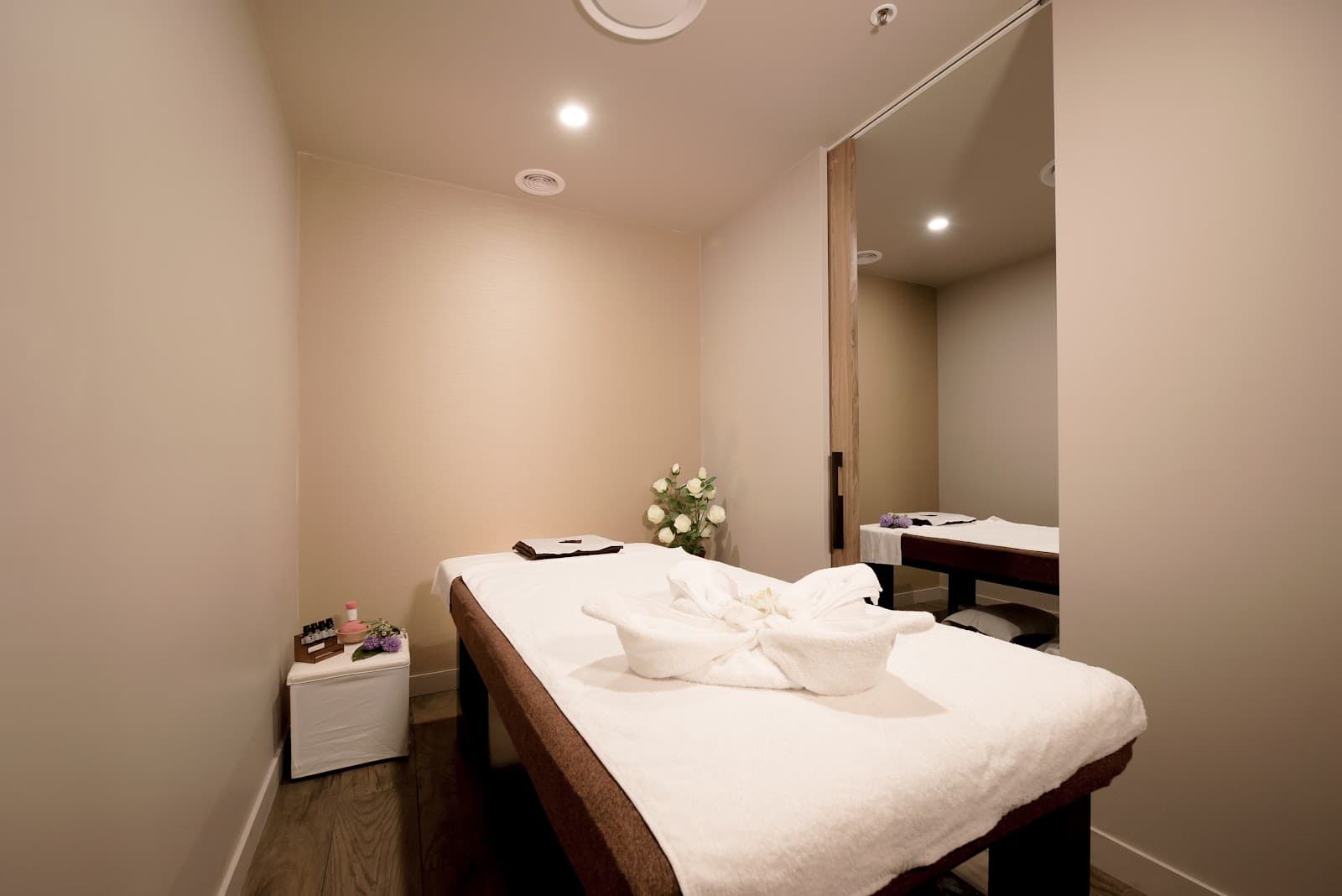 Mor Thai Massage & Day Spa — Gungahlin, Canberra