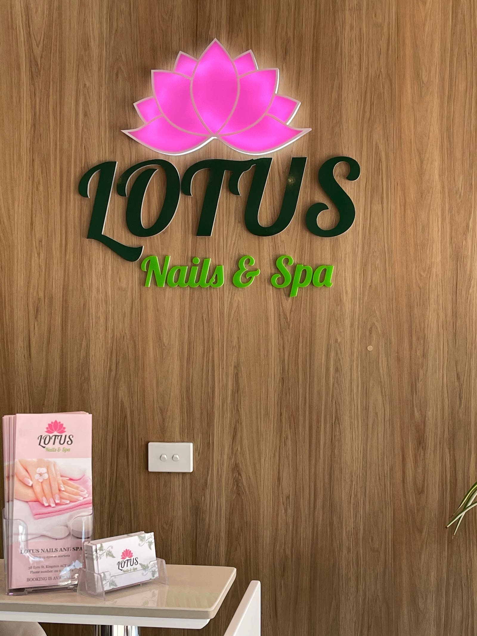 Lotus Nails and spa Kingston ACT — Kingston, Canberra