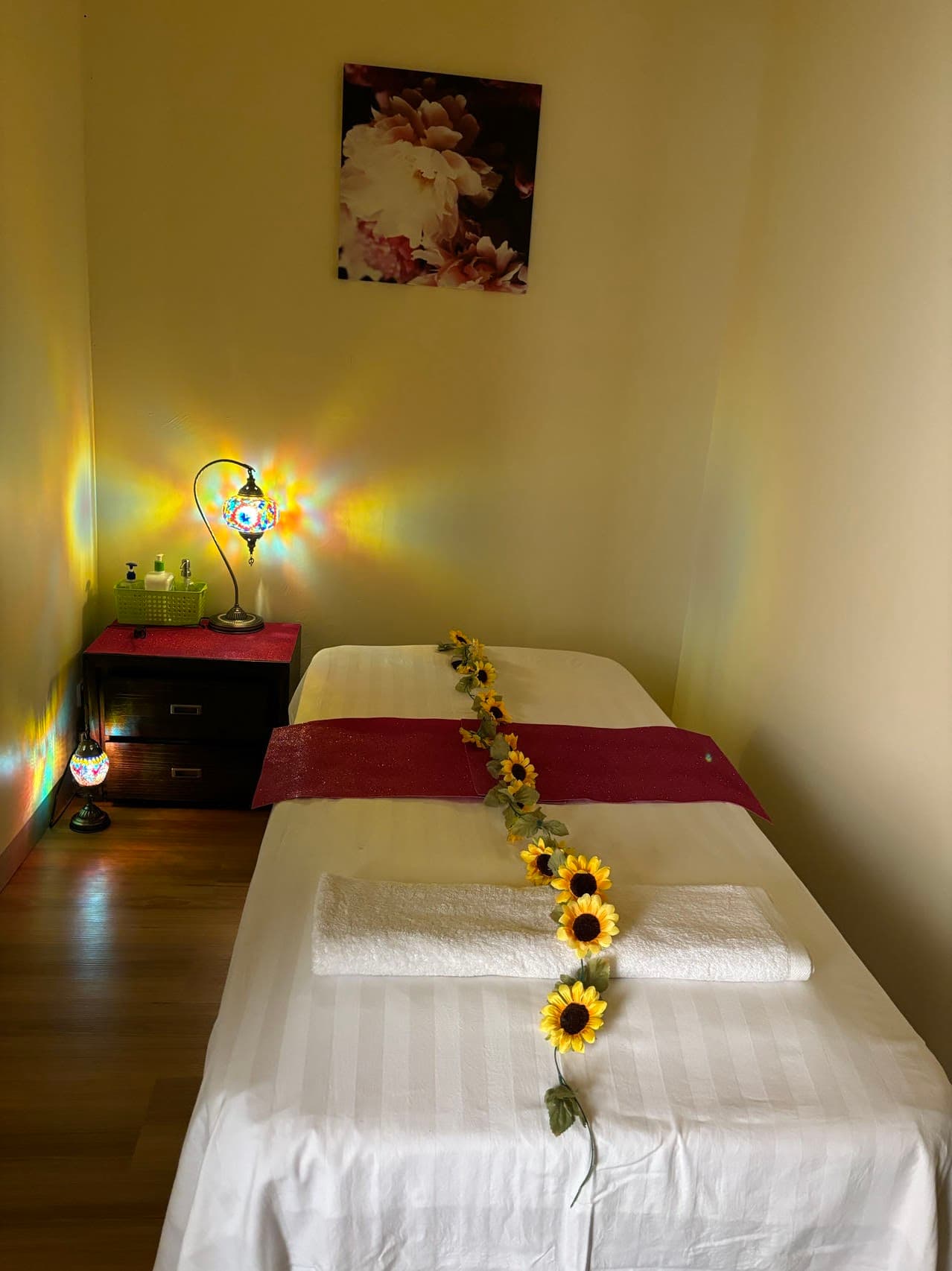 Waterfall Relaxation Massage Belconnen — Belconnen, Canberra