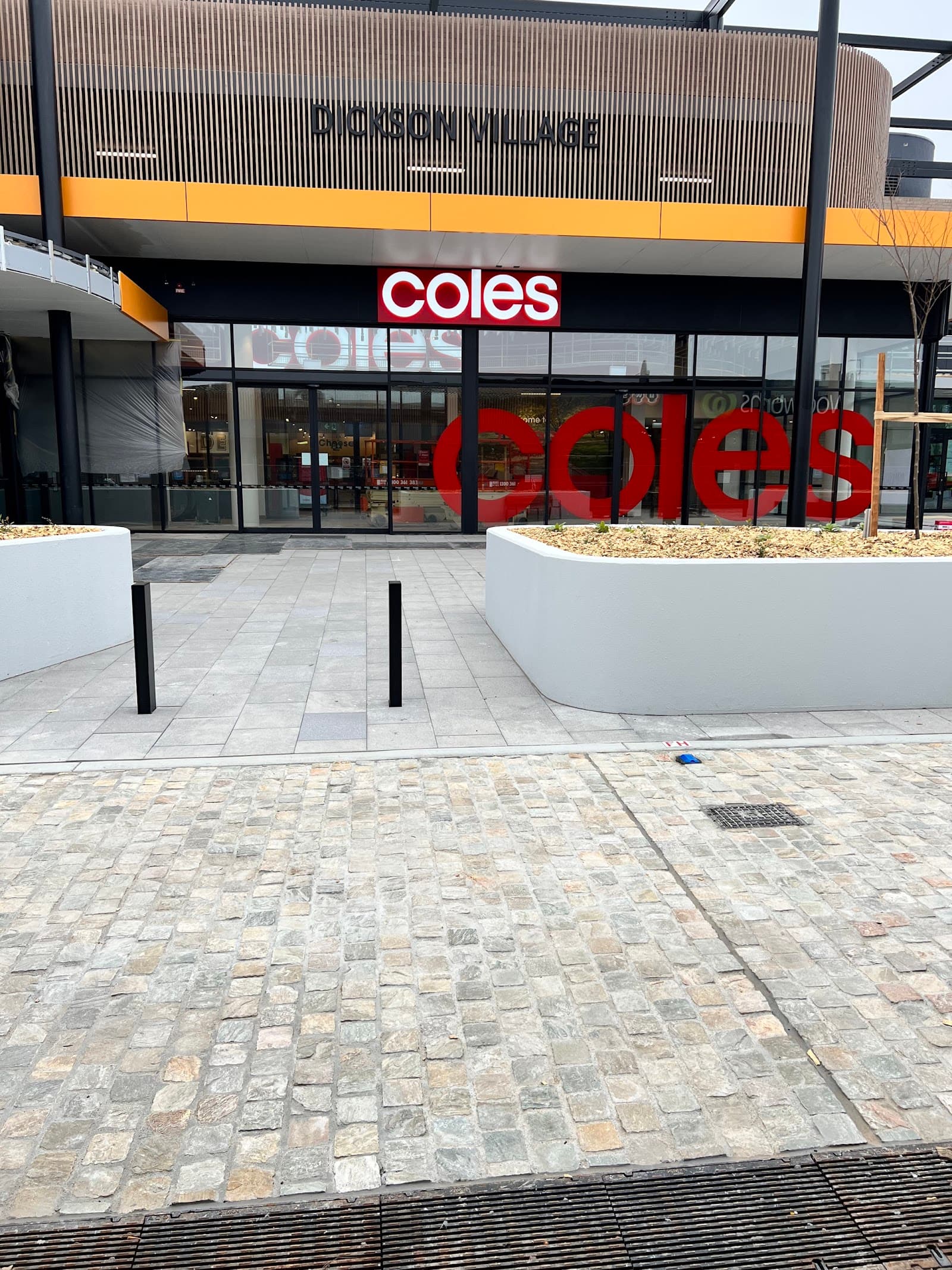 Coles Dickson — Dickson, Canberra