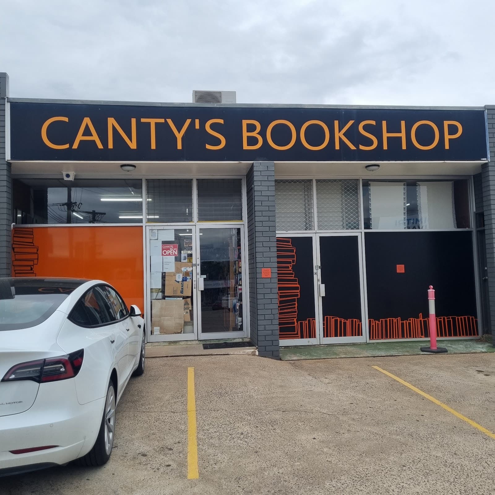Fyshwick Plaza — Fyshwick, Canberra
