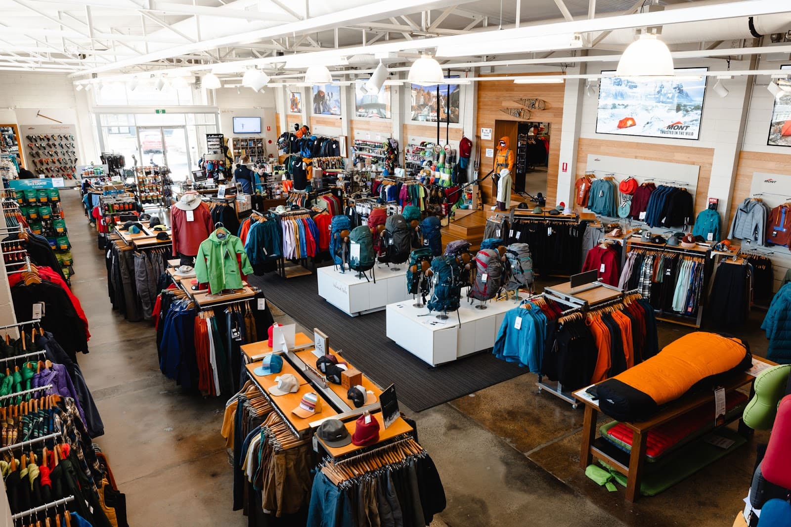 Mont Adventure Equipment — Fyshwick, Canberra
