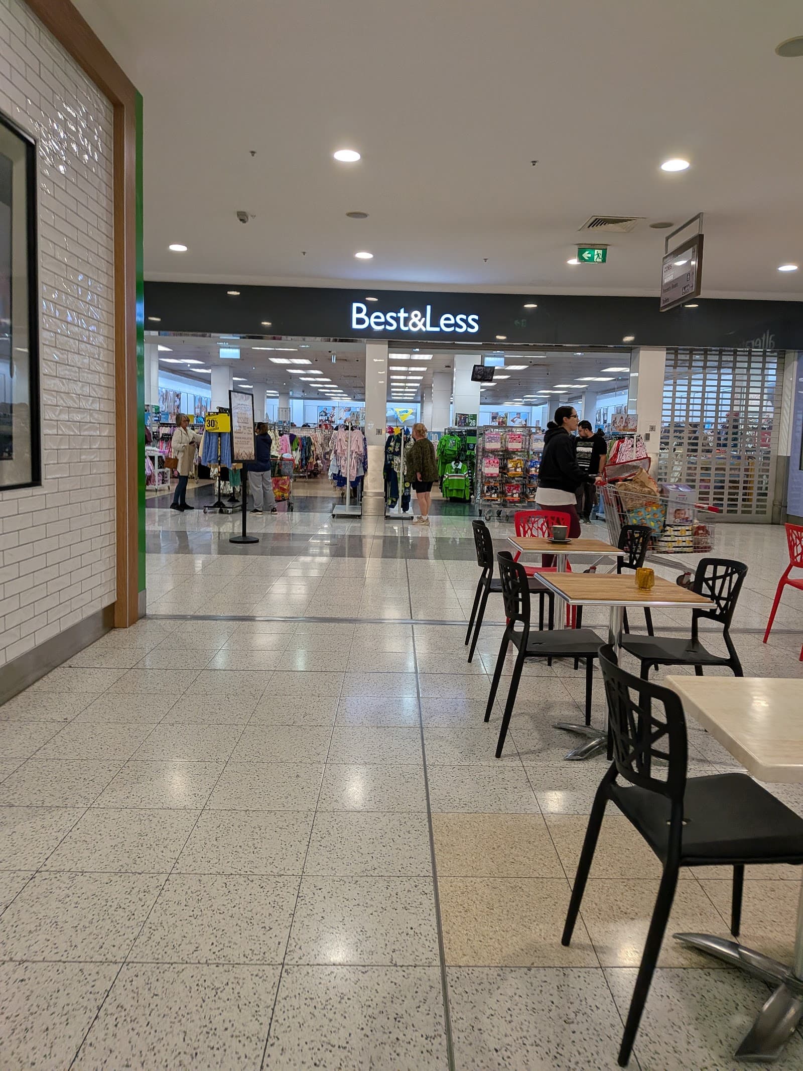 Best&Less Gungahlin — Gungahlin, Canberra