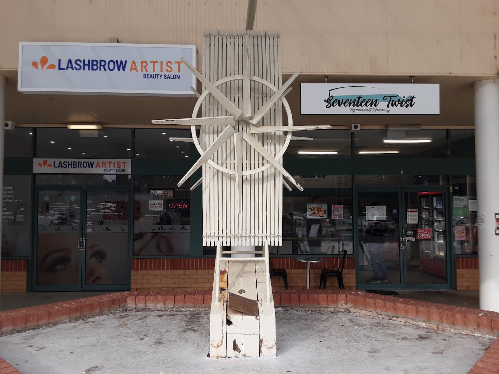 Ngunnawal Village Shopping Centre — Gungahlin, Canberra