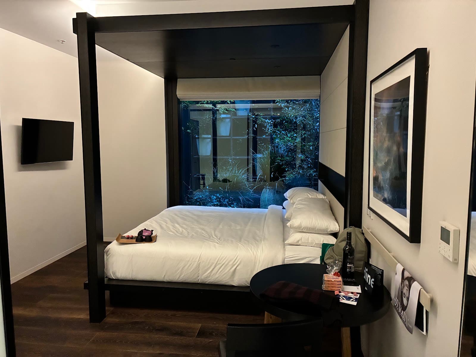 Little National Hotel Canberra — Barton, Canberra