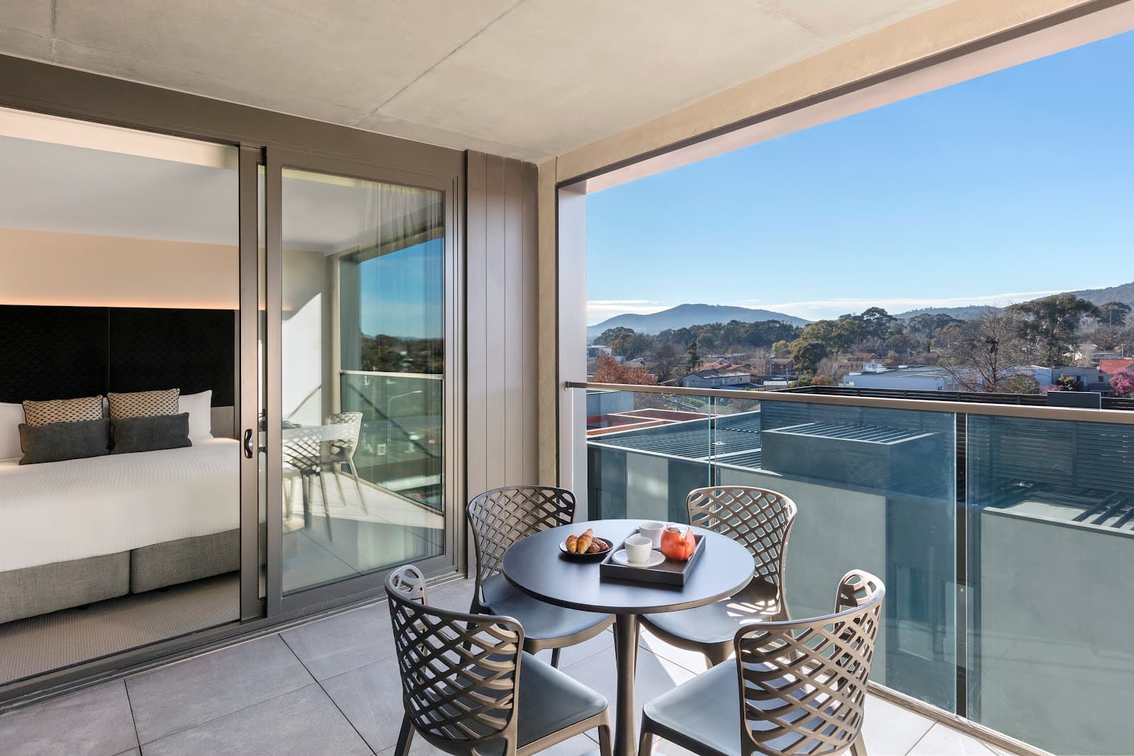 Deco Hotel Canberra — Gungahlin, Canberra