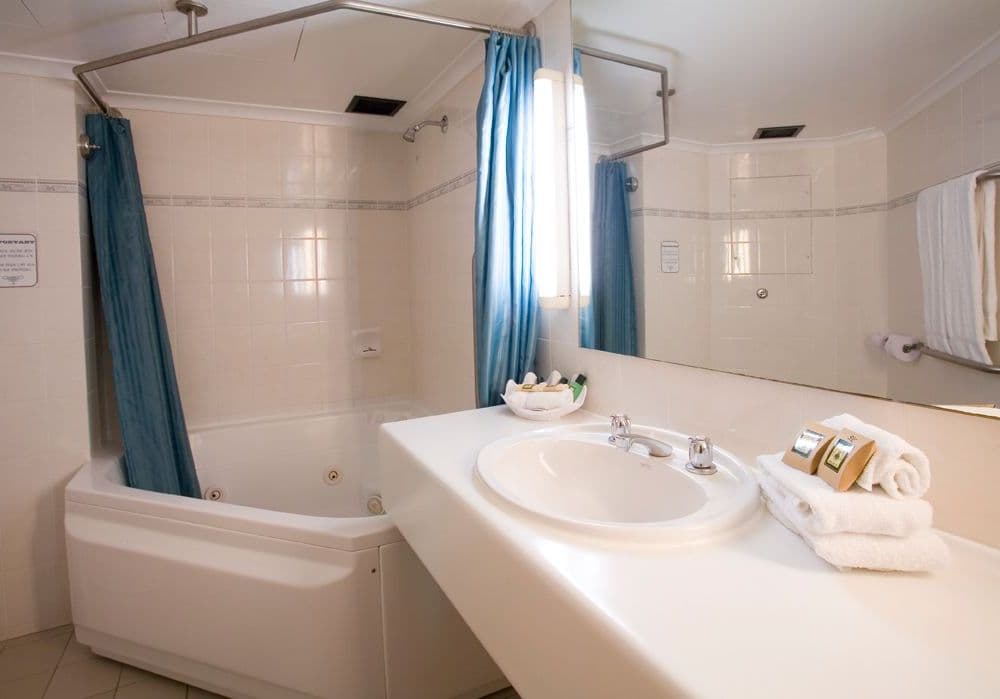 Madison Capital Executive Apartments — Braddon, Canberra