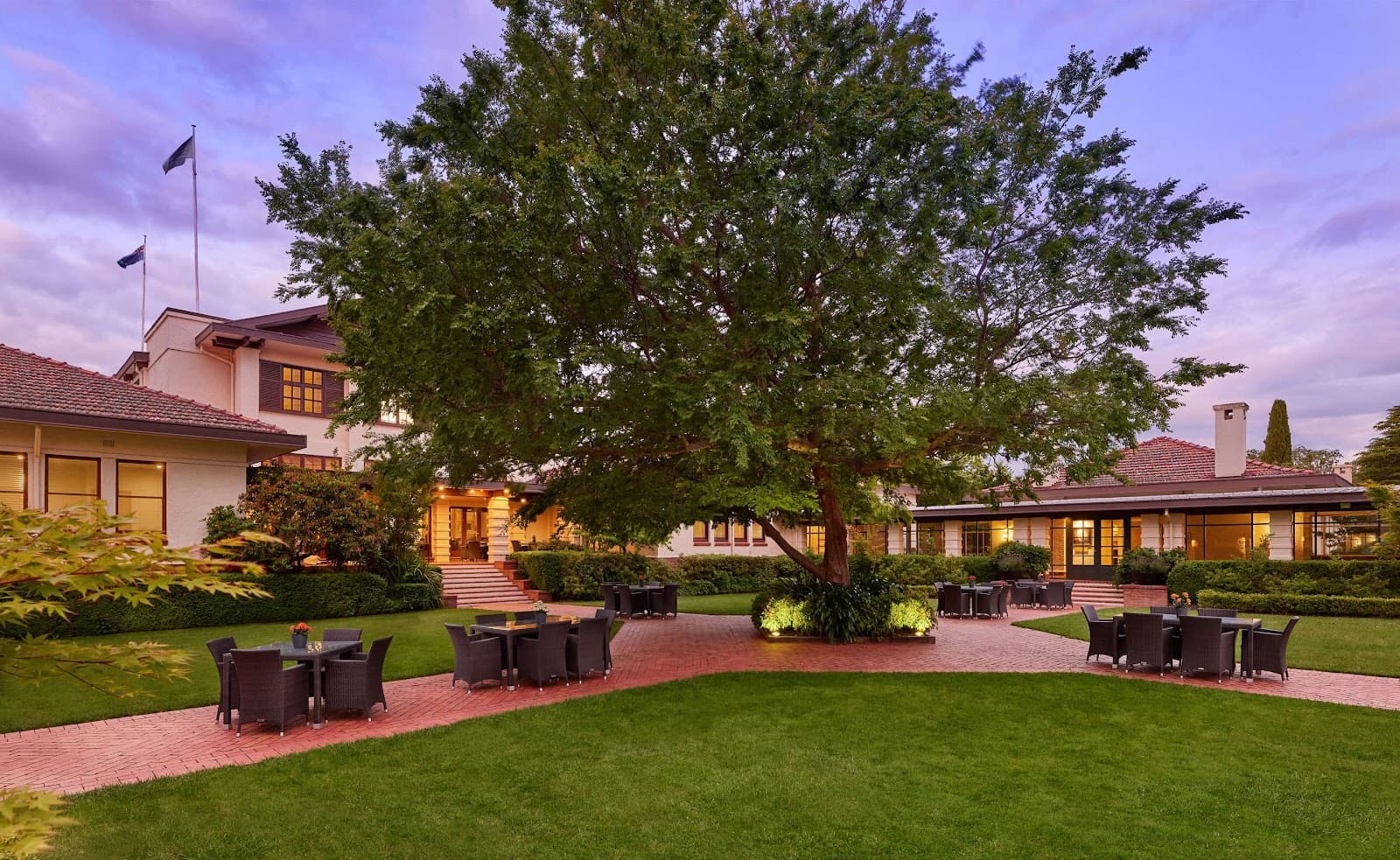 Hyatt Hotel Canberra - A Park Hyatt Hotel — Gungahlin, Canberra