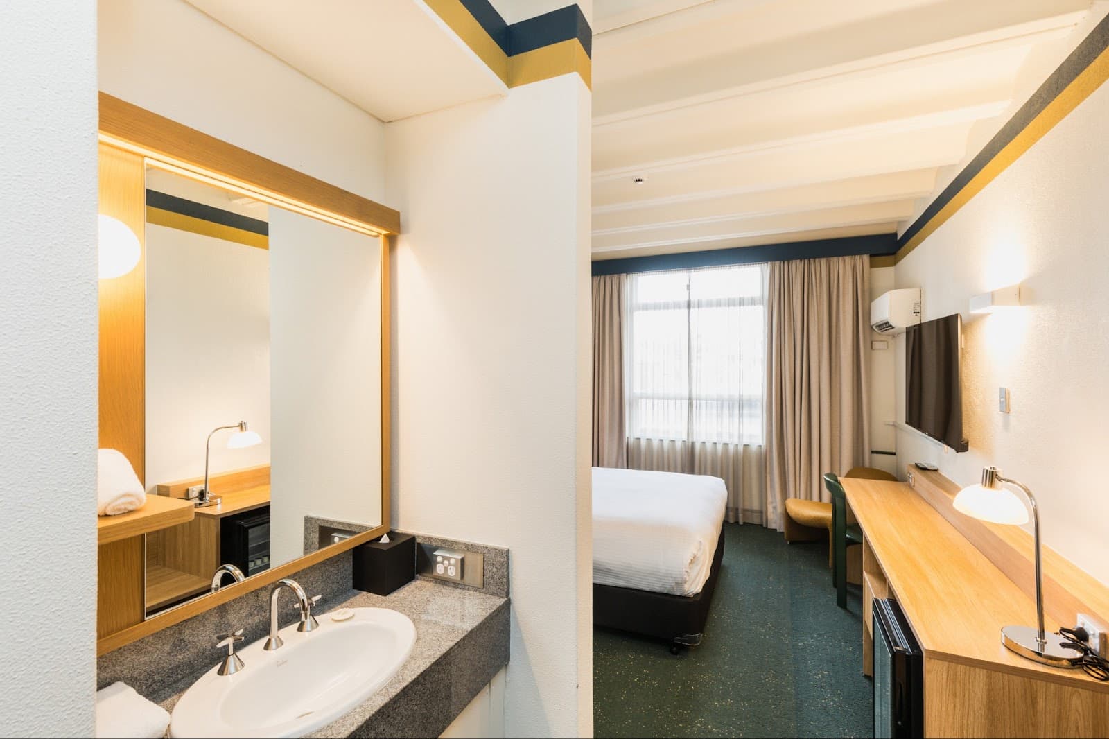 The Statesman Hotel — Tuggeranong, Canberra