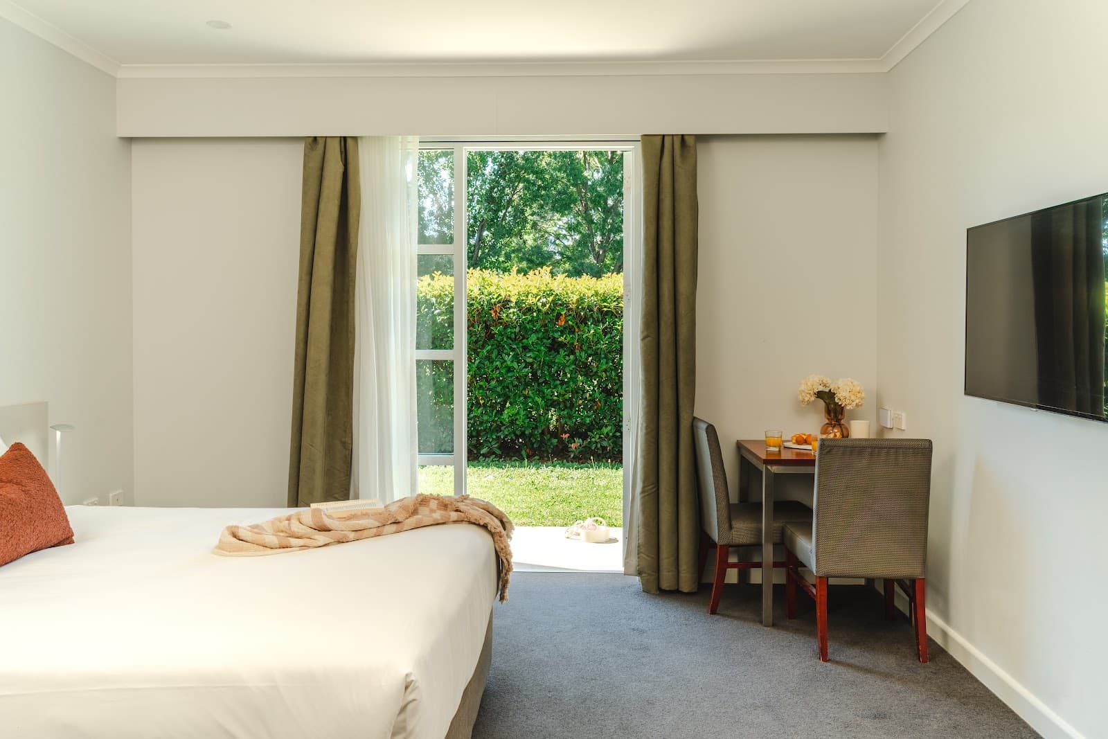 Punthill Apartment Hotels | Narrabundah — Fyshwick, Canberra