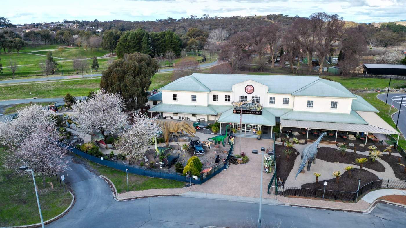 National Dinosaur Museum